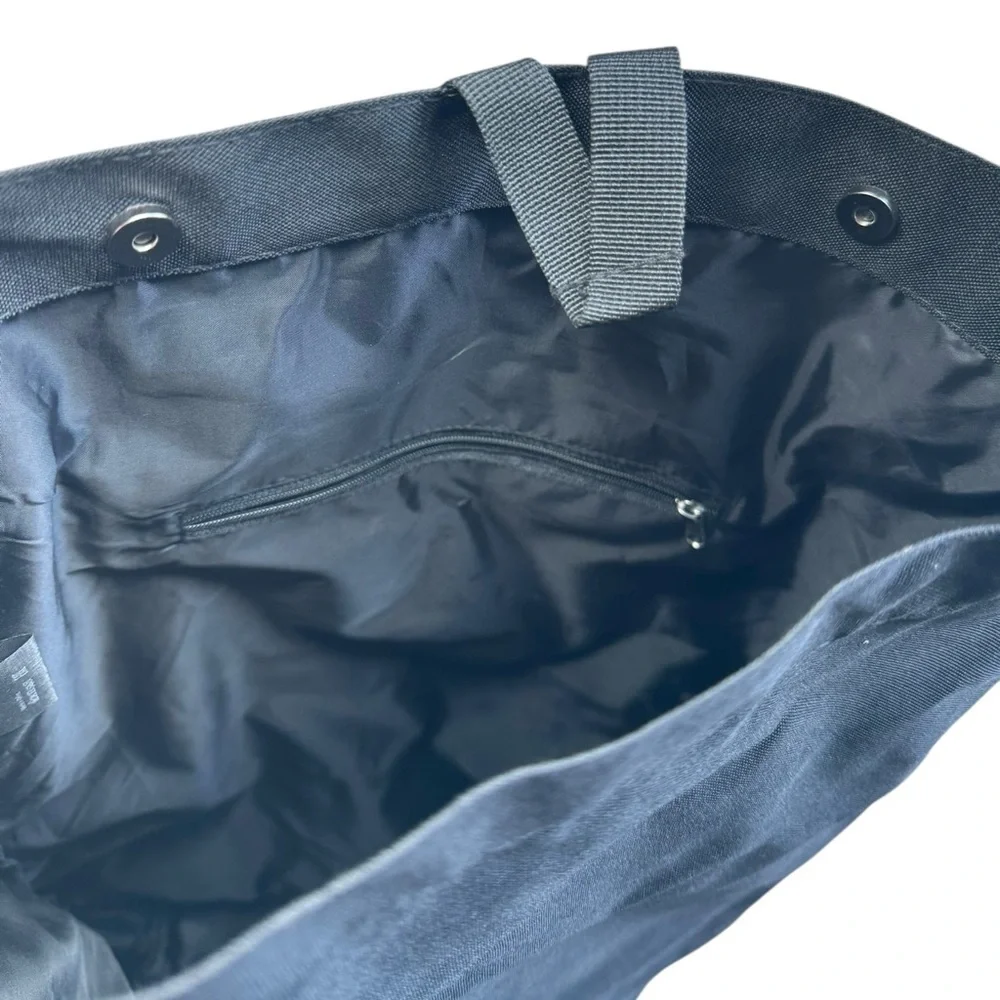 On Running Black Backpack